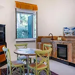 Il Tuo Borgo Principessa - Garden Near Sea Бари